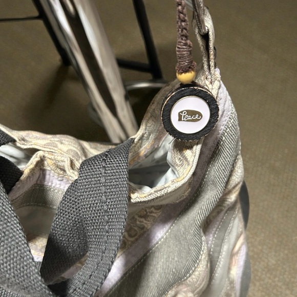 Sakroots Large Hobo Style Crossbody Bag - Picture 7 of 14